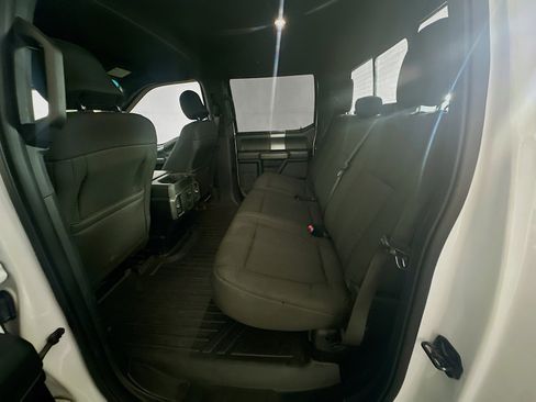 Used 2016 Ford F150 XLT w/ Equipment Group 302A Luxury AWD/4WD image 28