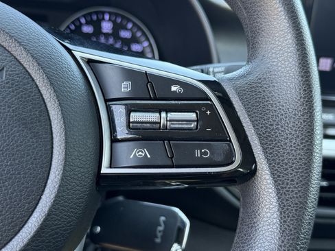 Certified 2023 Kia Forte LXS FWD image 19
