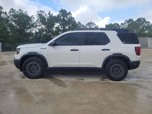 Certified 2026 Honda Passport TrailSport image 4