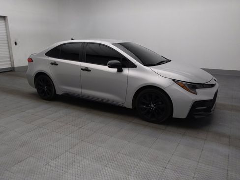 Used 2020 Toyota Corolla SE FWD image 11