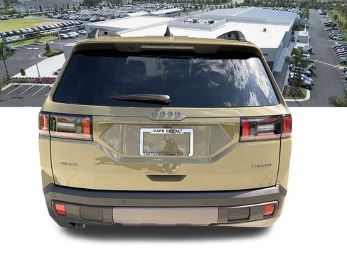 New 2026 Jeep Cherokee Laredo AWD/4WD image 5