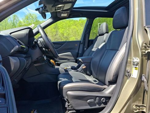 Used 2022 Subaru Forester Wilderness w/ Wilderness Package AWD/4WD image 13