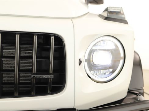 Used 2025 Mercedes-Benz G 63 AMG 4MATIC image 35