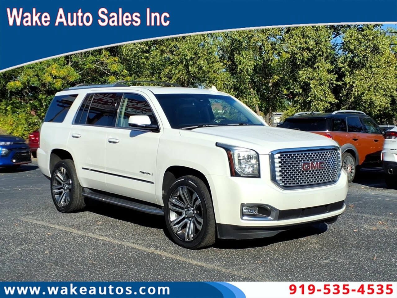 Used 2017 GMC Yukon Denali w/ Open Road Package AWD/4WD image 1