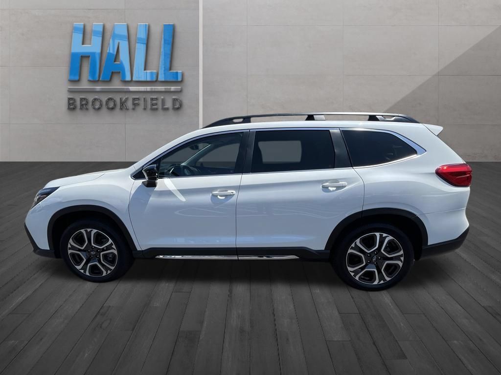 Used 2024 Subaru Ascent Limited AWD/4WD image 2