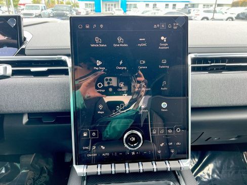 New 2026 GMC Sierra EV Elevation image 37