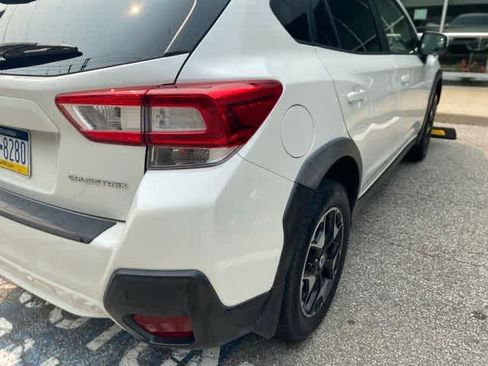 Used 2018 Subaru Crosstrek 2.0i Premium AWD/4WD image 10