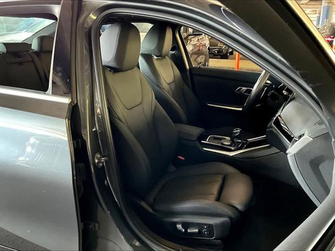 Used 2019 BMW 330i Sedan w/ Convenience Package image 8