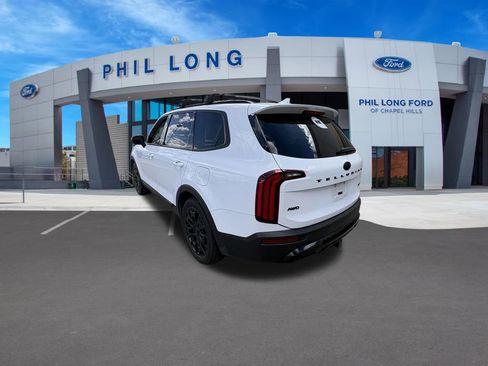 Used 2021 Kia Telluride EX w/ EX Premium Package AWD/4WD image 3