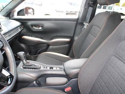 Used 2025 Honda HR-V Sport image 29