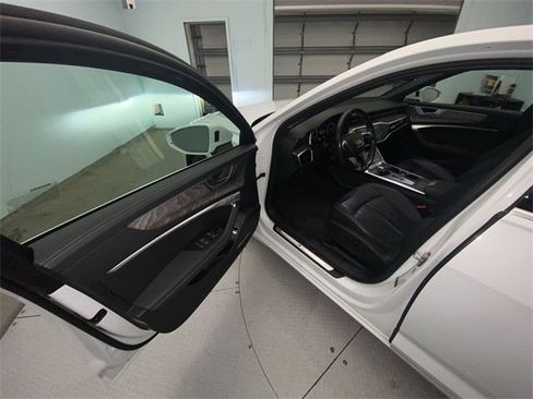 Used 2024 Audi A6 Premium Plus image 11