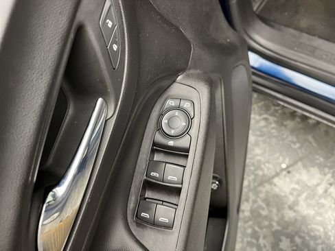 Used 2019 Chevrolet Equinox LT image 7