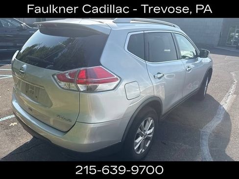 Used 2016 Nissan Rogue SV AWD/4WD image 2