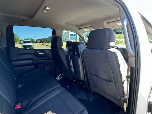 Used 2024 Chevrolet Silverado 1500 Custom Trail Boss AWD/4WD image 33
