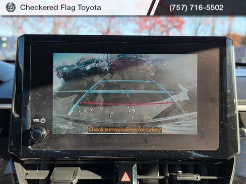 Used 2023 Toyota Corolla Cross LE image 17