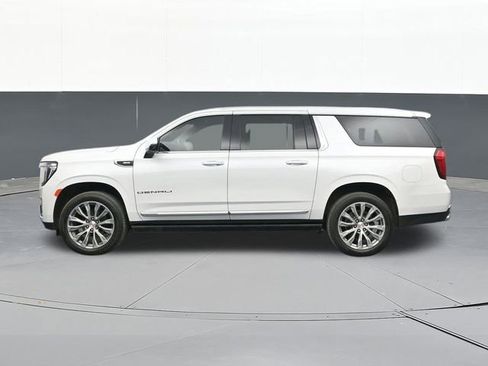 Used 2021 GMC Yukon XL Denali w/ Denali Ultimate Package image 9