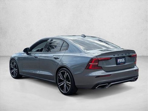Used 2019 Volvo S60 T6 R-Design image 8