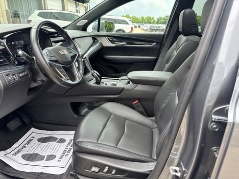 Used 2020 Cadillac XT5 Premium Luxury AWD/4WD image 10