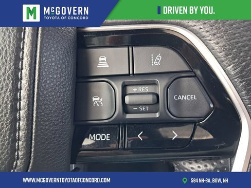 Used 2023 Toyota Tundra Platinum AWD/4WD image 27