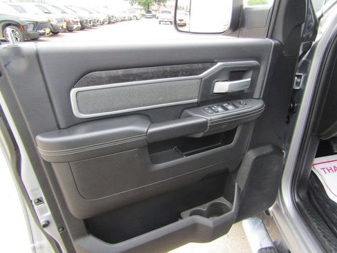 Used 2022 RAM 2500 Big Horn w/ Level A Equipment Group AWD/4WD image 18