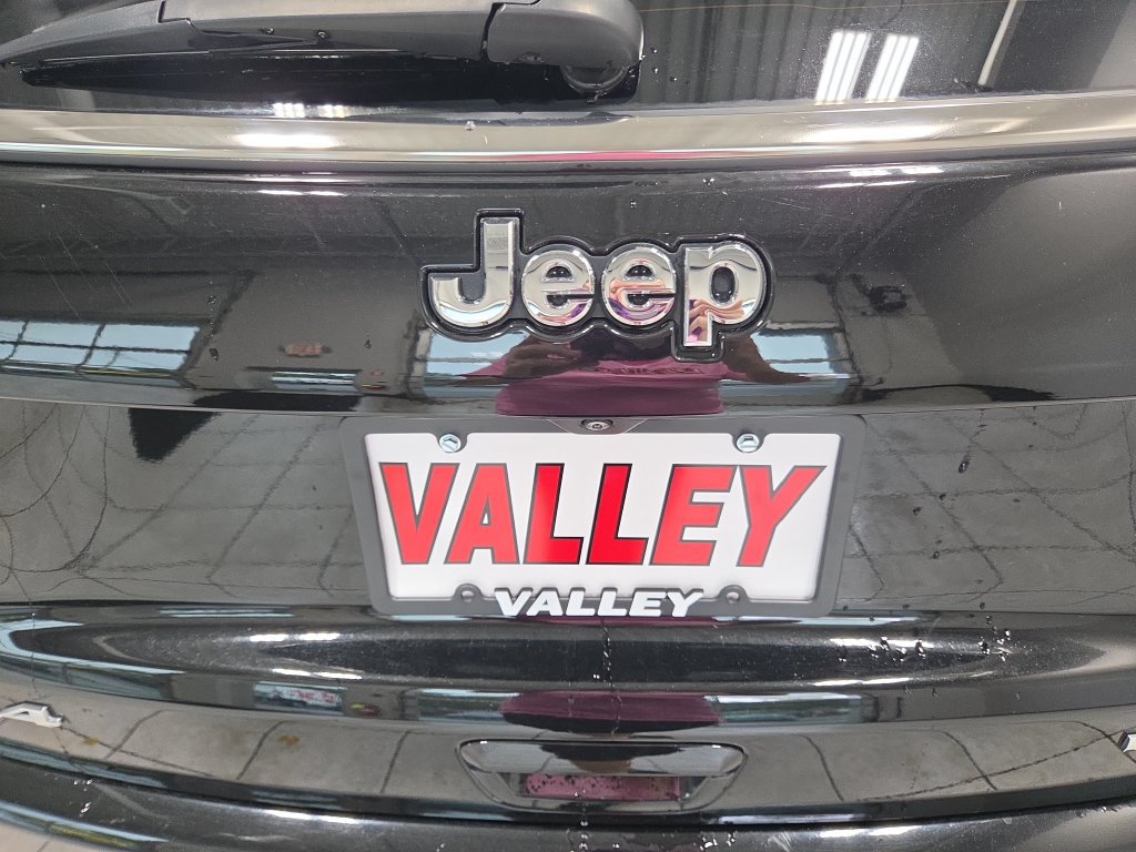 Used 2024 Jeep Compass Limited AWD/4WD image 10