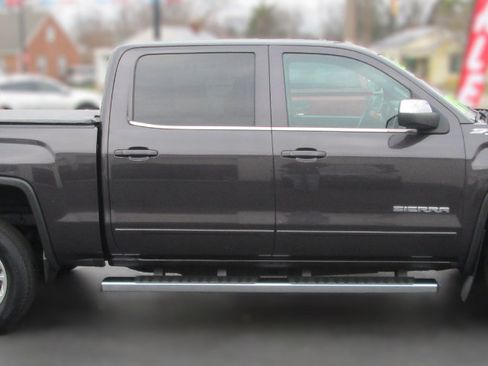 Used 2014 GMC Sierra 1500 SLE image 3