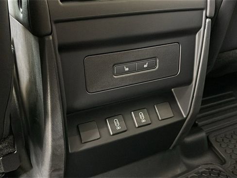 New 2026 Land Rover Defender 110 S image 25