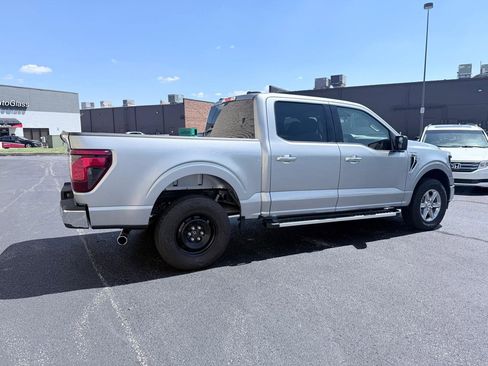 Used 2025 Ford F150 XLT w/ Equipment Group 301A Standard AWD/4WD image 5
