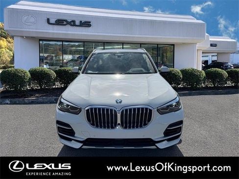 Used 2022 BMW X5 xDrive45e image 8