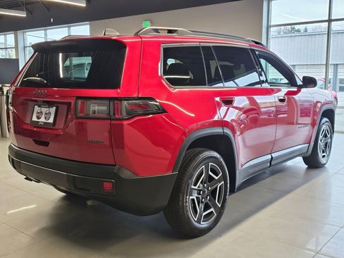 New 2026 Jeep Cherokee Laredo image 7