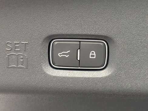 New 2026 Ford Expedition Active AWD/4WD image 25