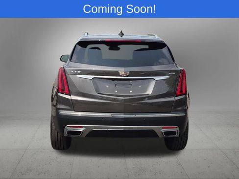 Used 2020 Cadillac XT5 Premium Luxury w/ LPO, Floor Liner Package FWD image 5