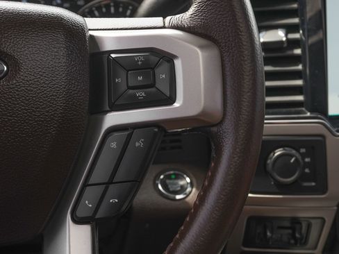 Used 2022 Ford F250 King Ranch w/ King Ranch Ultimate Package AWD/4WD image 17