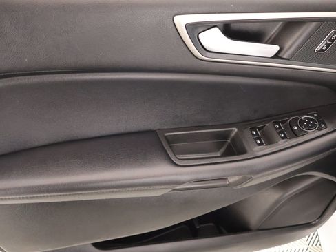 Used 2024 Ford Edge SEL image 15