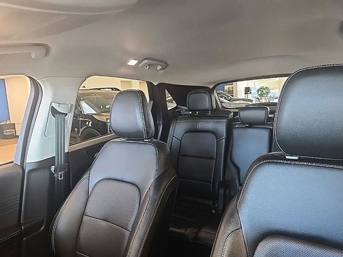 Used 2022 Ford Escape SEL image 26