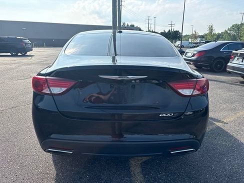 Used 2016 Chrysler 200 S FWD image 4
