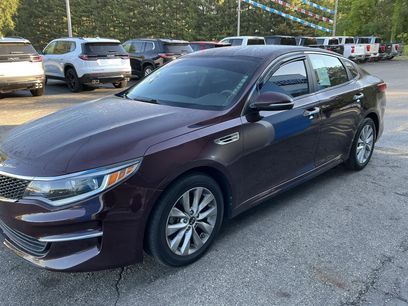 Used 2018 Kia Optima LX w/ 17" Alloy Wheels Package