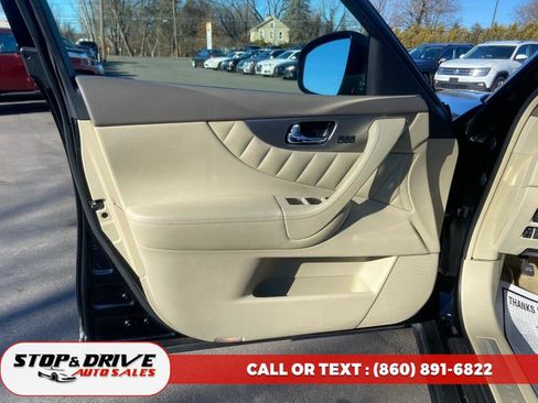 Used 2012 INFINITI FX35 AWD w/ Premium Pkg image 9