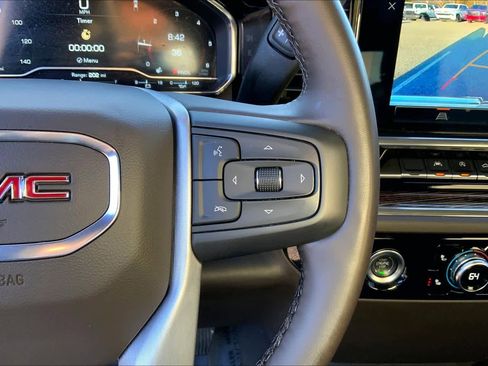 Used 2024 GMC Sierra 1500 SLE image 23