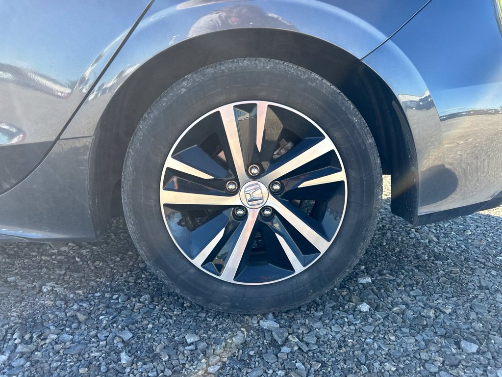 Used 2024 Honda Civic LX image 5