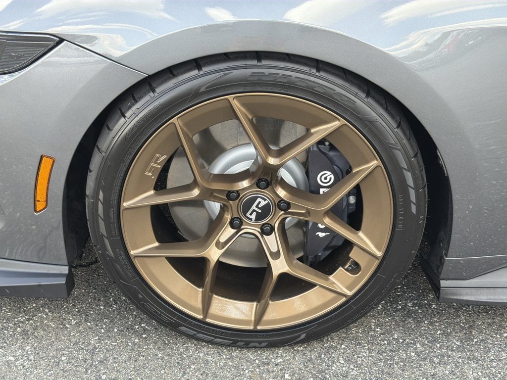 New 2026 Ford Mustang GT Premium w/ GT Performance Package RWD image 13