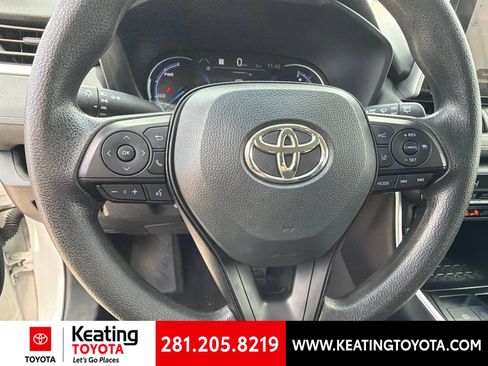 Used 2024 Toyota RAV4 LE AWD/4WD image 14