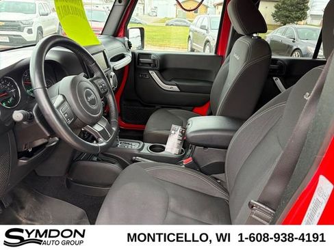 Used 2017 Jeep Wrangler Unlimited Sahara w/ Dual Top Group image 10