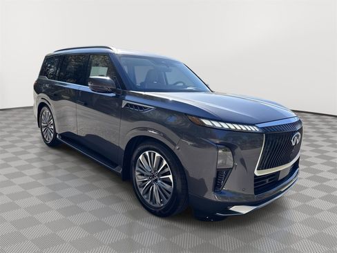 New 2026 INFINITI QX80 Luxe w/ Cargo Package image 4