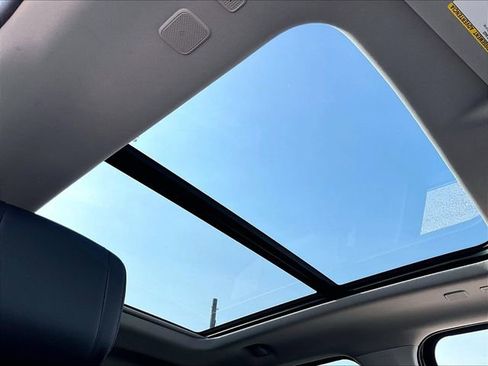 Used 2022 Toyota Tundra Limited w/ TRD Off-Road Package image 22