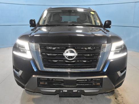 Used 2021 Nissan Armada SL w/ Captain's Chairs Package AWD/4WD image 30