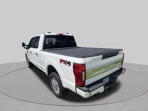 Used 2022 Ford F250 Platinum w/ FX4 Off-Road Package AWD/4WD image 12