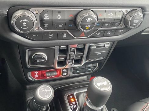 New 2026 Jeep Wrangler Unlimited Rubicon w/ Safety Group AWD/4WD image 22