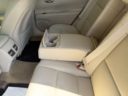 Used 2013 Lexus ES 350 w/ Premium Pkg FWD image 39