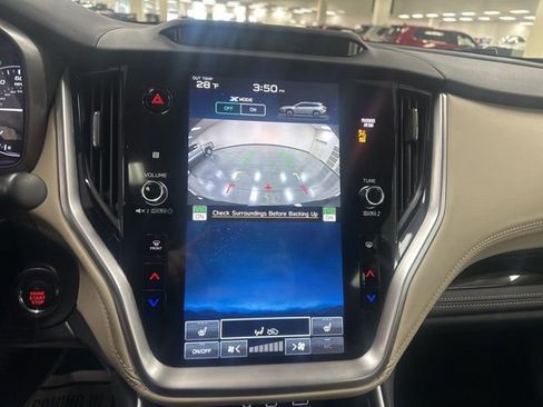 Used 2023 Subaru Outback Limited image 15